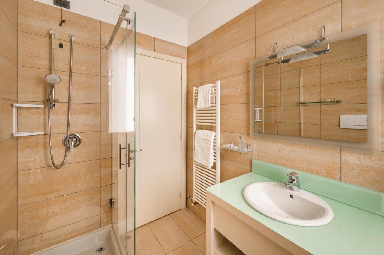 Hotel Cora Carate Brianza Zewnętrze zdjęcie